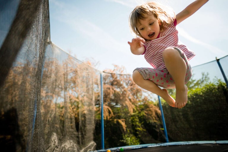 Die besten Trampoline für Kinder im Test von Stiftung Warentest 5/2025: Hudora erhält die Note „Sehr gut“
